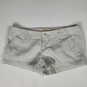 Hollister White Size 5/ w27 Shorts